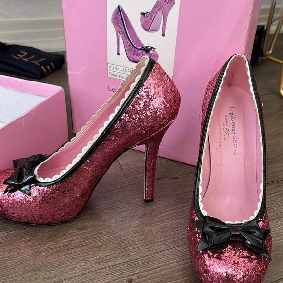 Leg Avenue heels - Picture 3 of 4